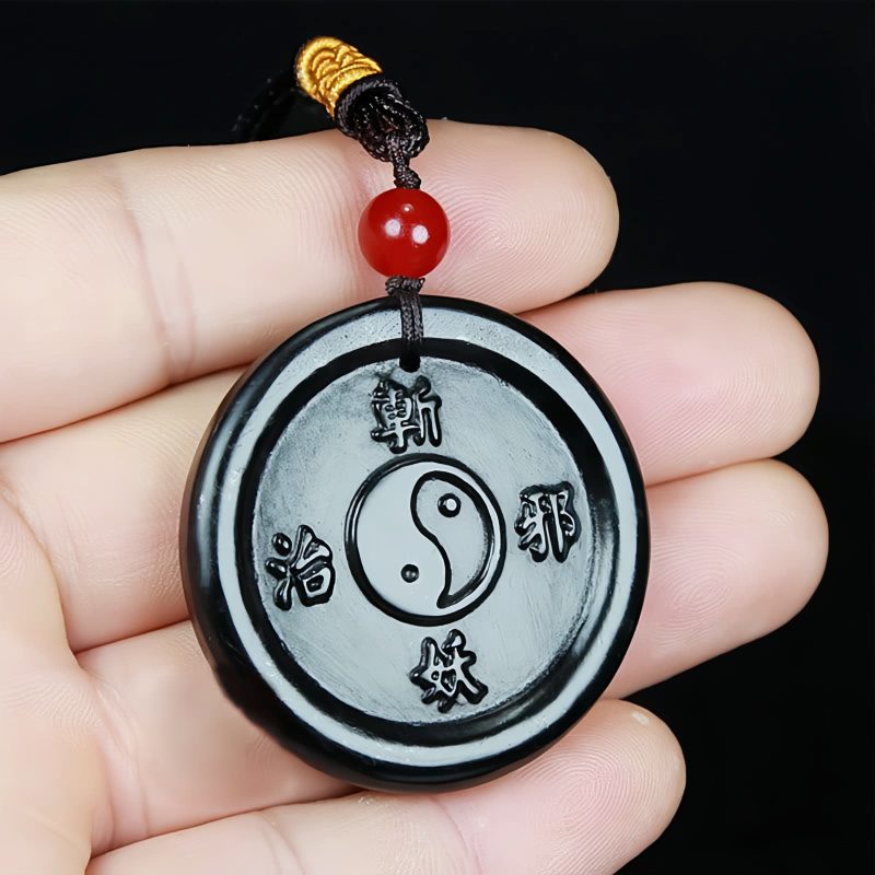 Natural Hetian Jade Yin Yang Harmony Pendant Necklace Natural Hetian Jade Yin Yang Harmony Pendant Necklace