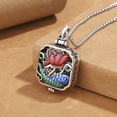 Collar Ghau Tibetano de Cobre: Protección con Carpa Koi y Flor de Loto Collar Ghau Tibetano de Cobre: Protección con Carpa Koi y Flor de Loto