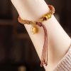 Pulsera Tibetana de los Cinco Colores con Mantra Om Mani Padme Hum y Dije Ruyi Tibetan Multicolored Om Mani Padme Hum Ruyi Charm Bracelet
