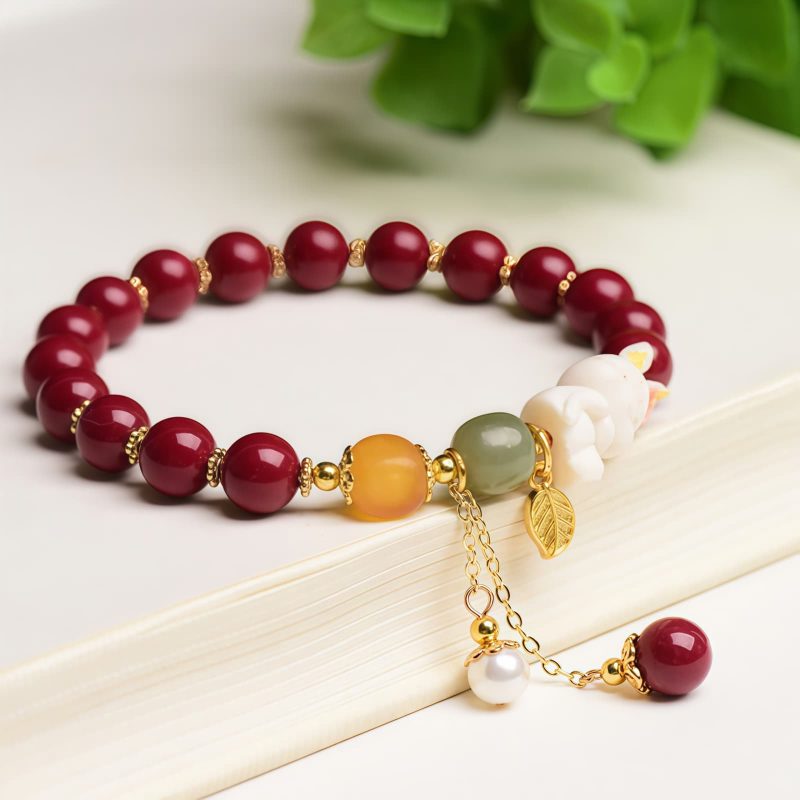 Zinnober- und Hetian-Jade-Armband: Hasen-Glücksbringer für Harmonie Cinnabar and Jade Bunny Blessing Bracelet