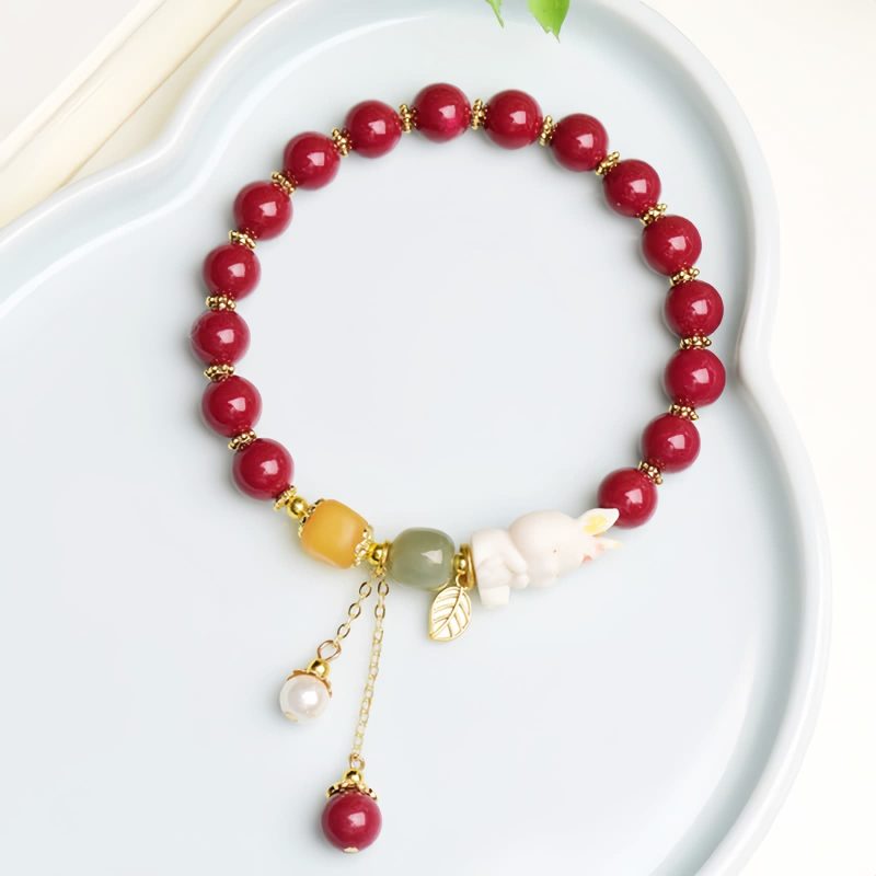 Zinnober- und Hetian-Jade-Armband: Hasen-Glücksbringer für Harmonie Cinnabar and Jade Bunny Blessing Bracelet