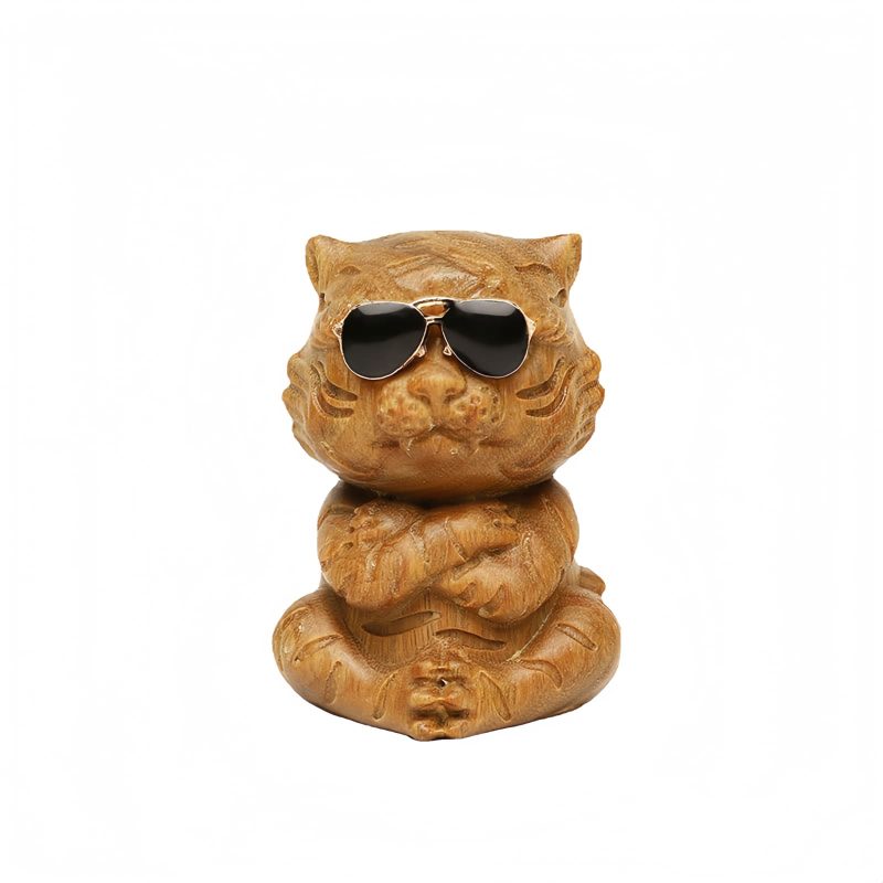 Green Sandalwood Tiger Desk Decoration Green Sandalwood Tiger Desk Decoration