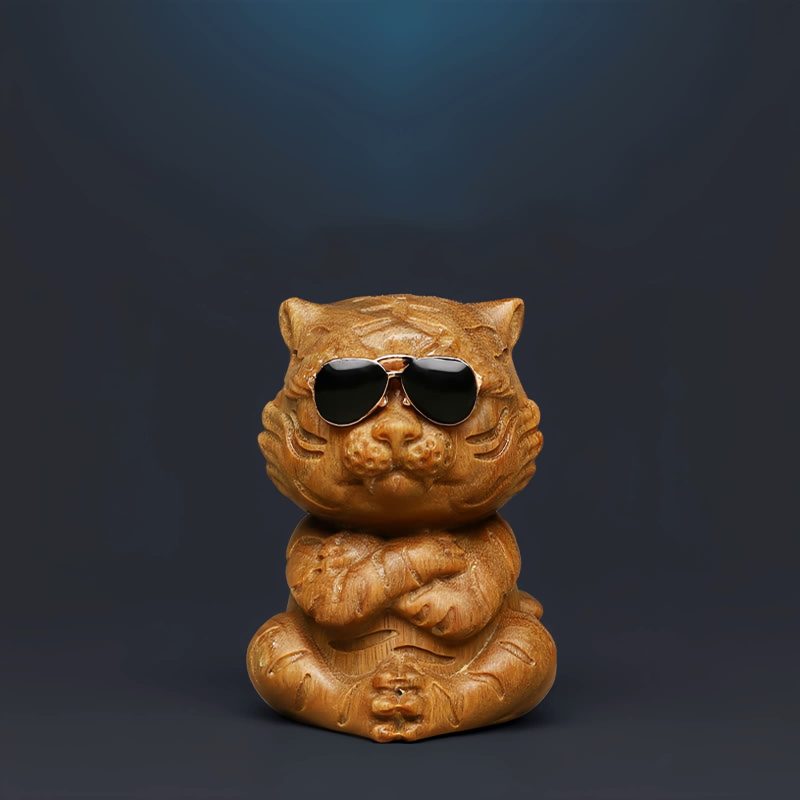 Green Sandalwood Tiger Desk Decoration Green Sandalwood Tiger Desk Decoration
