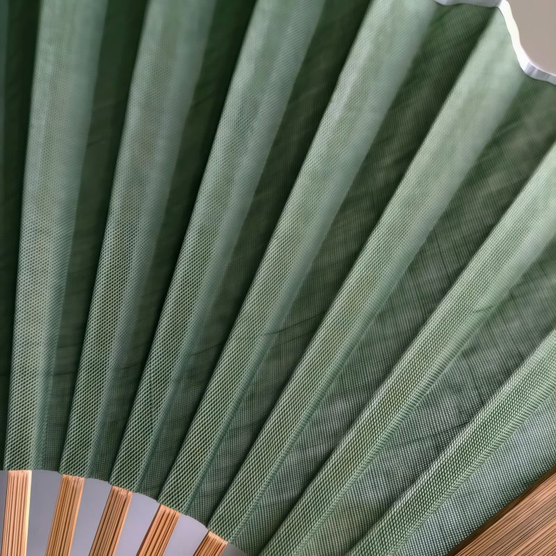 Handcrafted Retro Bamboo Solid Color Folding Fan Handcrafted Retro Bamboo Solid Color Folding Fan