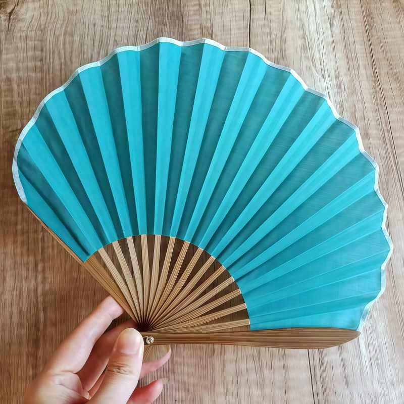 Handcrafted Retro Bamboo Solid Color Folding Fan Handcrafted Retro Bamboo Solid Color Folding Fan