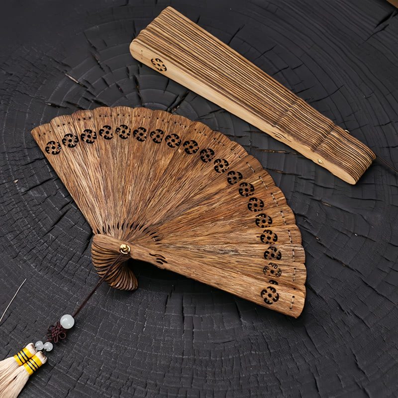 Nha Trang Agarwood Engraved Folding Fan Nha Trang Agarwood Engraved Folding Fan