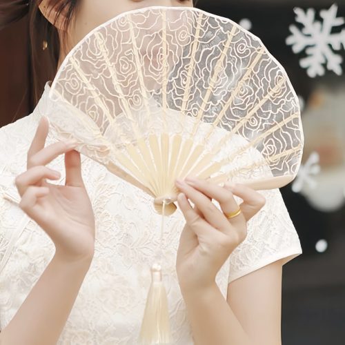 Abanico Plegable de Bambú y Encaje de Rosas con Borlas Abanico Plegable de Bambú y Encaje de Rosas con Borlas