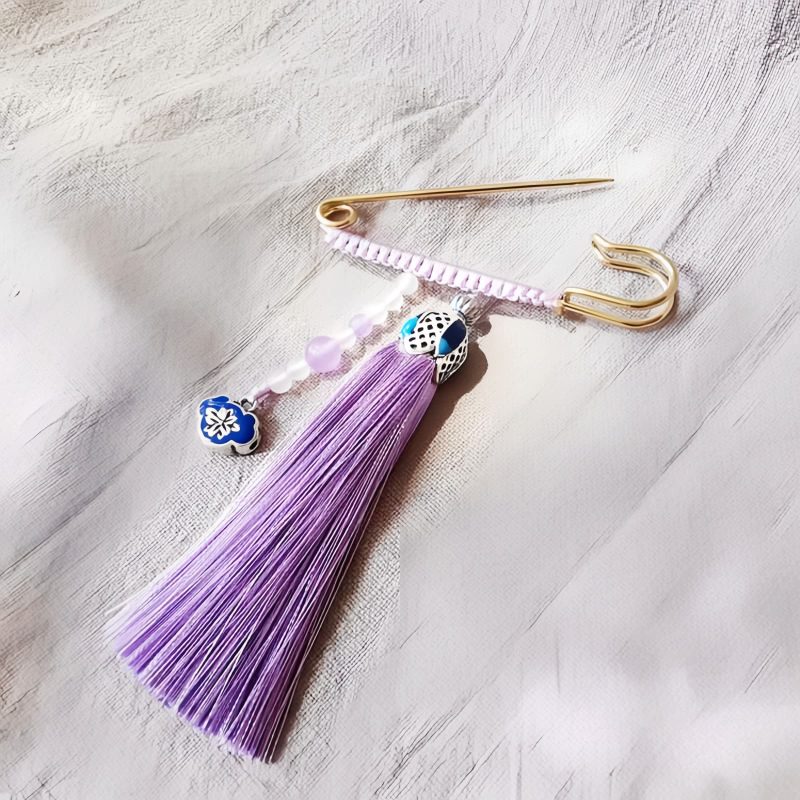 Tibetan Chalcedony Tassel Brooch Tibetan Chalcedony Tassel Brooch