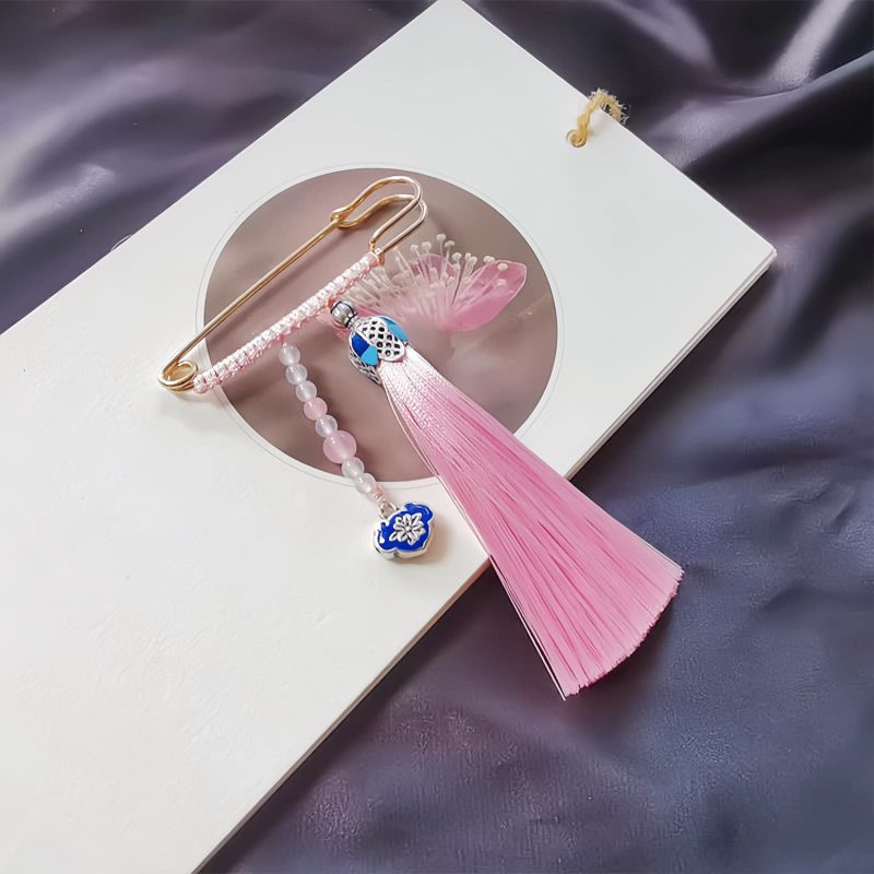 Tibetan Chalcedony Tassel Brooch Tibetan Chalcedony Tassel Brooch