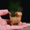 Tibetan Sandalwood Mini Cat Decoration Tibetan Sandalwood Mini Cat Decoration