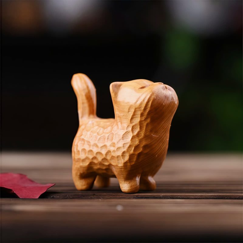 Tibetan Sandalwood Mini Cat Decoration Tibetan Sandalwood Mini Cat Decoration
