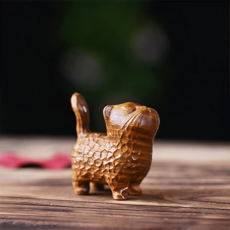 Tibetan Sandalwood Mini Cat Decoration Tibetan Sandalwood Mini Cat Decoration