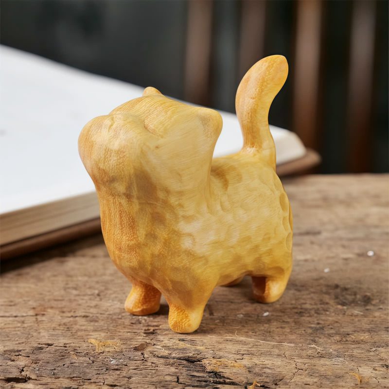 Tibetan Sandalwood Mini Cat Decoration Tibetan Sandalwood Mini Cat Decoration