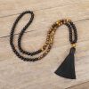 Tibetan Black Onyx Tiger Eye Protection Necklace Tibetan Black Onyx Tiger Eye Protection Necklace