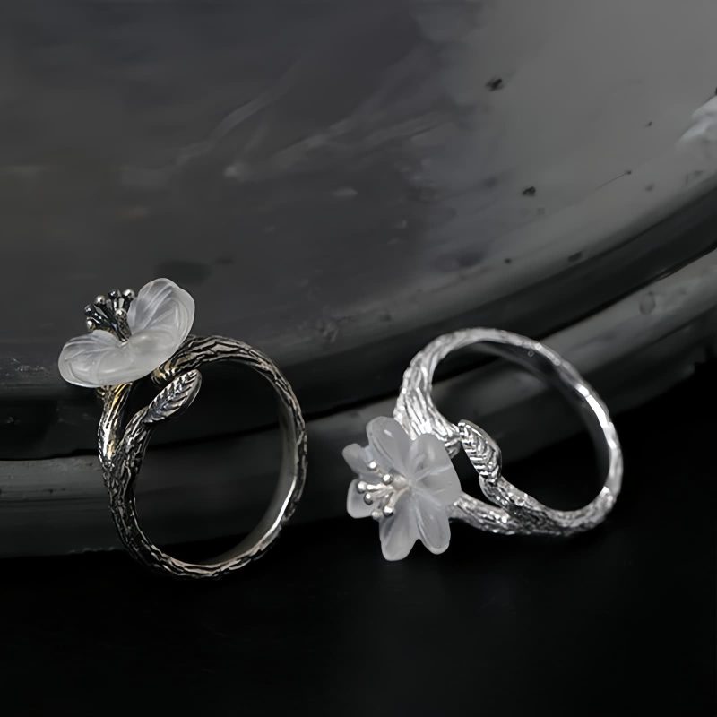 925 Silver Adjustable Healing Ring with White Crystal Skeleton Flower 925 Silver Adjustable Healing Ring with White Crystal Skeleton Flower