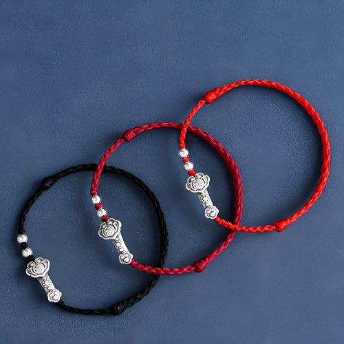 Pulseira Ruyi em Prata 999: Sorte e Proteção com Cordão Vermelho Pulseira Ruyi em Prata 999: Sorte e Proteção com Cordão Vermelho