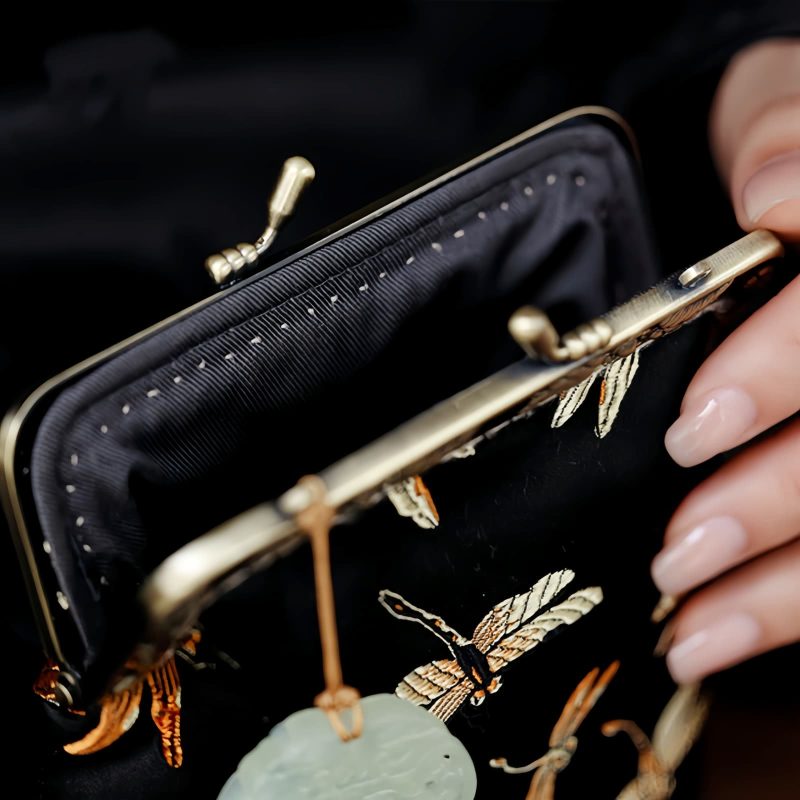 Crossbody-Tasche mit Libellen-Motiv und Metallkette Metal Chain Dragonfly Crossbody Bag