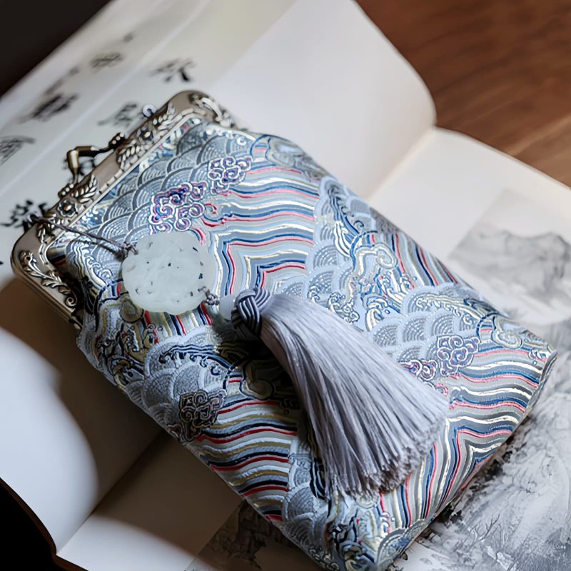 オーシャンウェーブ メタルチェーン クロスボディバッグ Ocean Waves Metal Chain Crossbody Bag