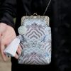 オーシャンウェーブ メタルチェーン クロスボディバッグ Ocean Waves Metal Chain Crossbody Bag