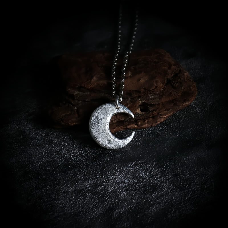 999 Silver Moon Balance Necklace Pendant 999 Silver Moon Balance Necklace Pendant