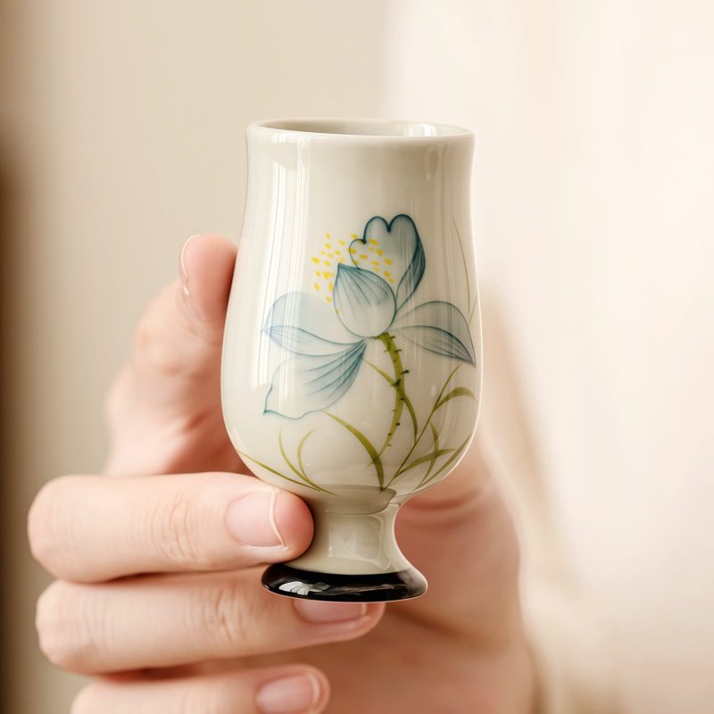 Hand Painted Ceramic Lotus Tea Cup Hand Painted Ceramic Lotus Tea Cup