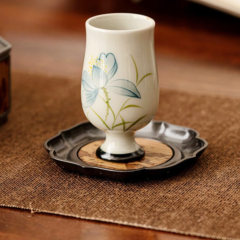 Hand Painted Ceramic Lotus Tea Cup Hand Painted Ceramic Lotus Tea Cup