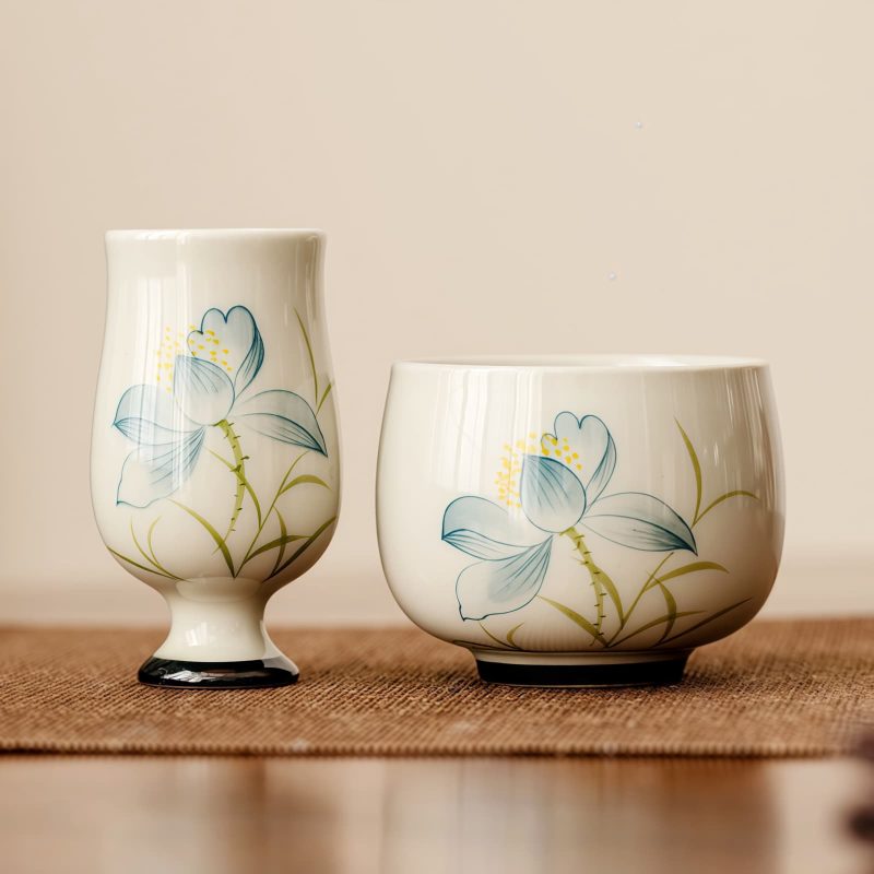 Hand Painted Ceramic Lotus Tea Cup Hand Painted Ceramic Lotus Tea Cup