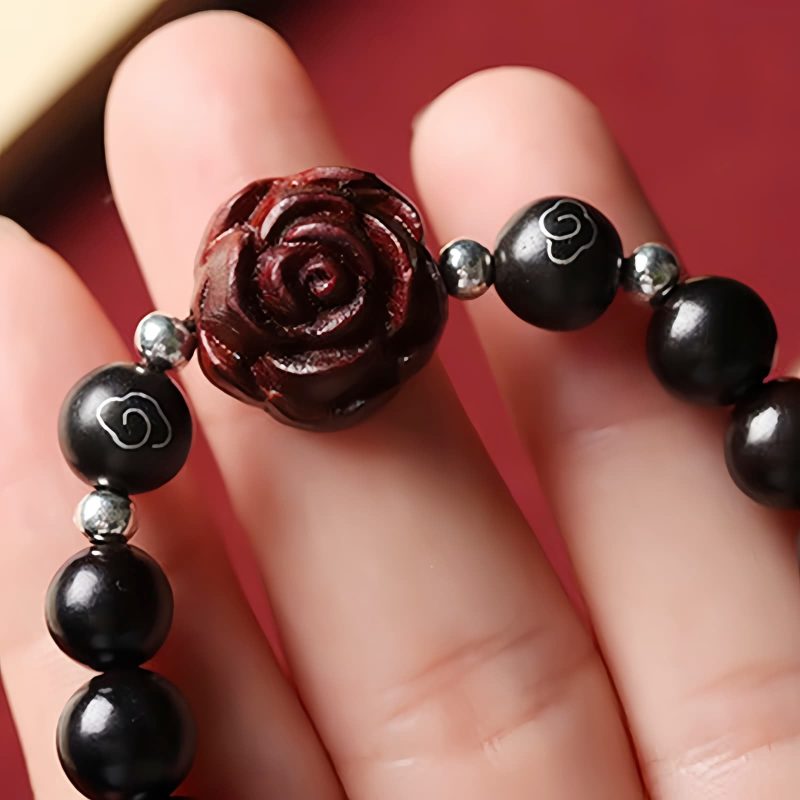 Small Leaf Red Sandalwood Healing Bracelet Small Leaf Red Sandalwood Healing Bracelet