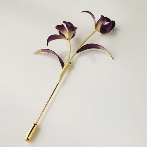 Handgefertigte Orchideen-Brosche aus Maulbeerseide