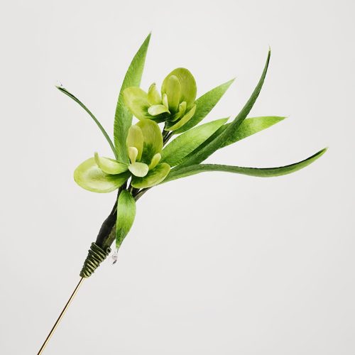 ハンドメイド 桑絹(マルベリーシルク)の草花ブローチ&ヘアピン ハンドメイド 桑絹(マルベリーシルク)の草花ブローチ&ヘアピン