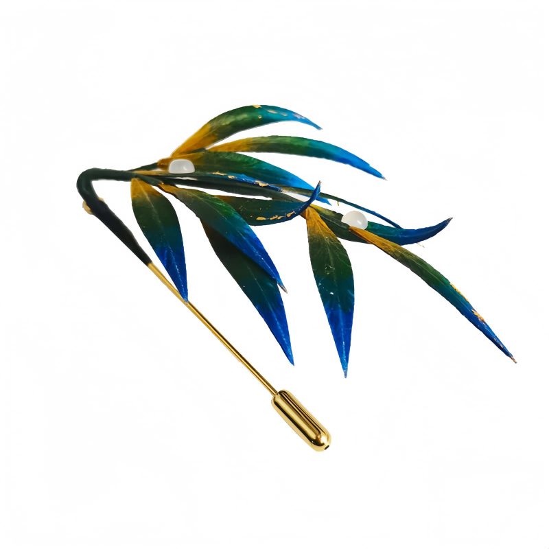 Mulberry Silk Velvet Flower Brooch with Green and Yellow Leaves Mulberry Silk Velvet Flower Brooch with Green and Yellow Leaves