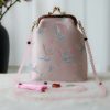 Retro-Tasche mit chinesischer Stickerei und Perlenkette Retro Chinese Embroidery Pearl Chain Bag