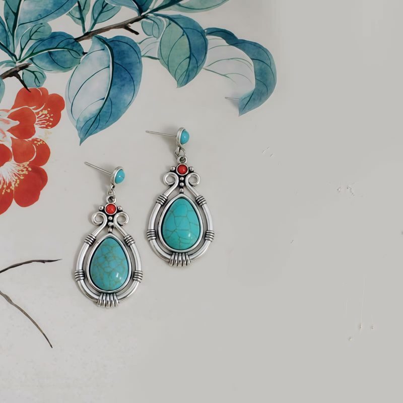 Pendientes Tibetanos de Gota en Turquesa: Esencia Étnica y Carácter Ancestral Tibet Turquoise Waterdrop Dangle Earrings