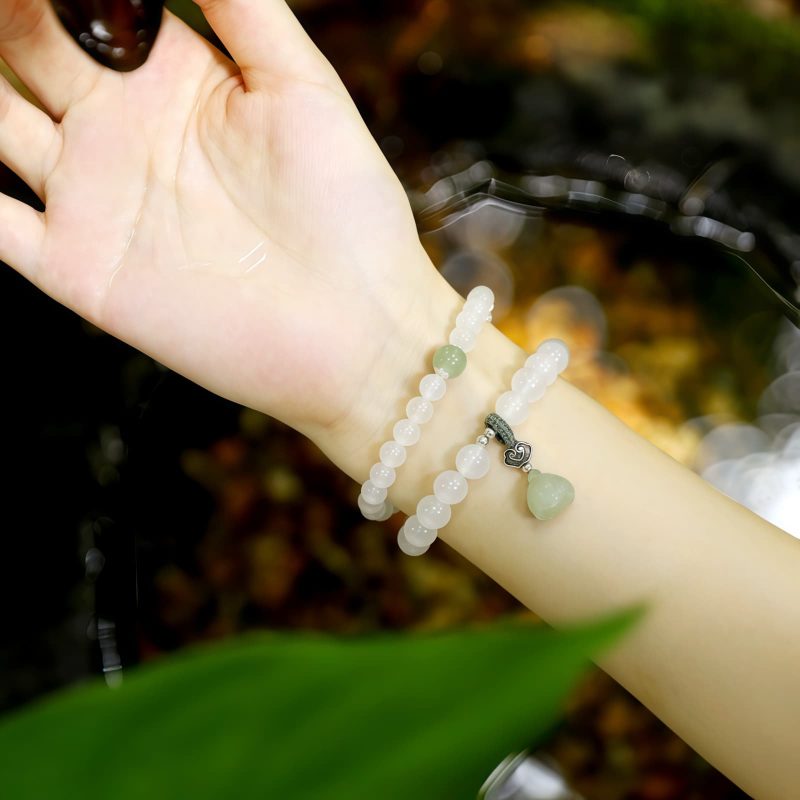 Tibetan White Agate Lotus Protection Bracelet Tibetan White Agate Lotus Protection Bracelet