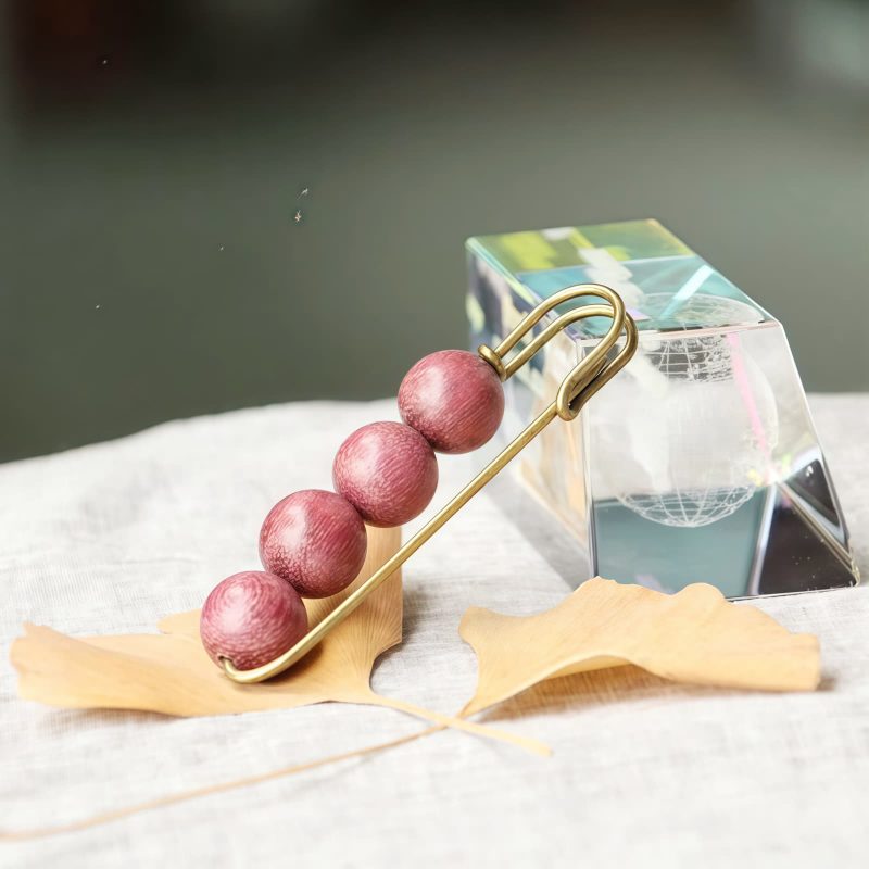 Vintage Sandalwood Healing Brooch Vintage Sandalwood Healing Brooch