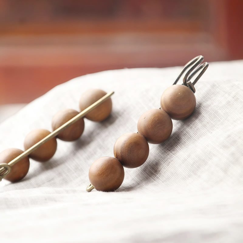 Vintage Sandalwood Healing Brooch Vintage Sandalwood Healing Brooch