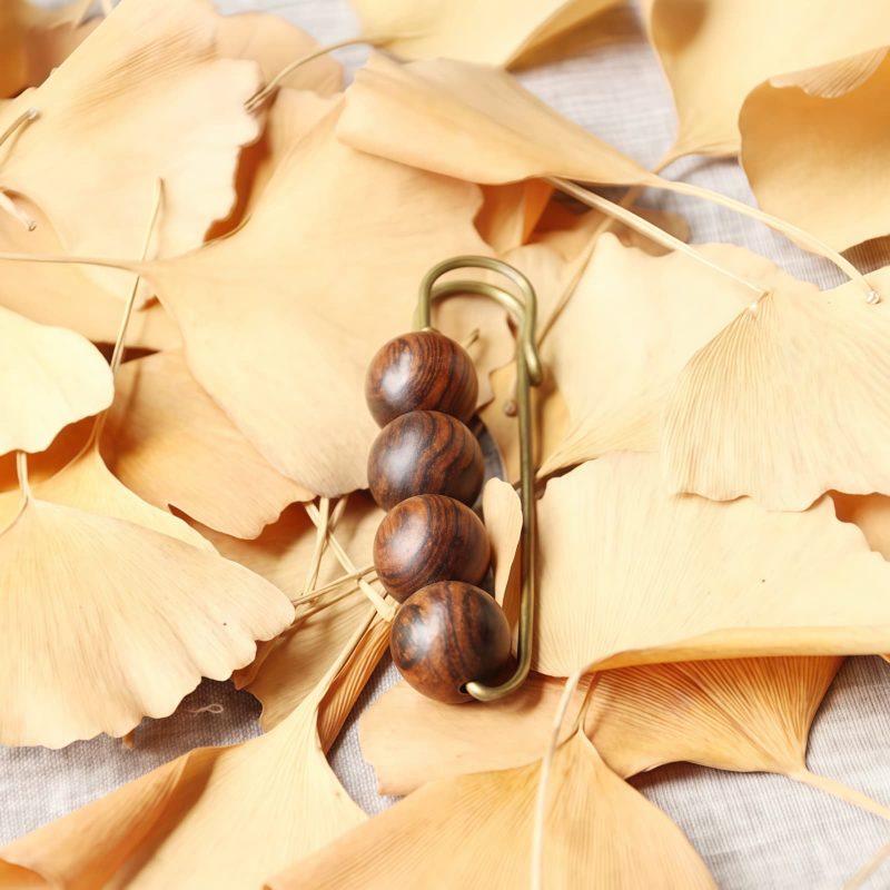 Vintage Sandalwood Healing Brooch Vintage Sandalwood Healing Brooch
