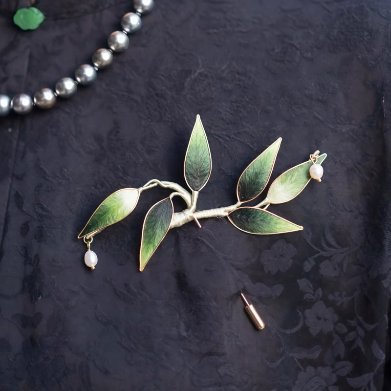 Yangzhou Velvet Mulberry Silk Bamboo Brooch Yangzhou Velvet Mulberry Silk Bamboo Brooch