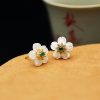 925 Silber Tridacna & Jade Blumen-Ohrstecker 925 Silver Tridacna Jade Flower Earrings