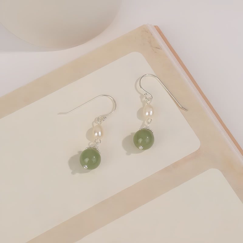 Brincos de Prata 925 com Jade e Pérola: Sabedoria e Elegância 925 Silver Jade Pearl Wisdom Earrings