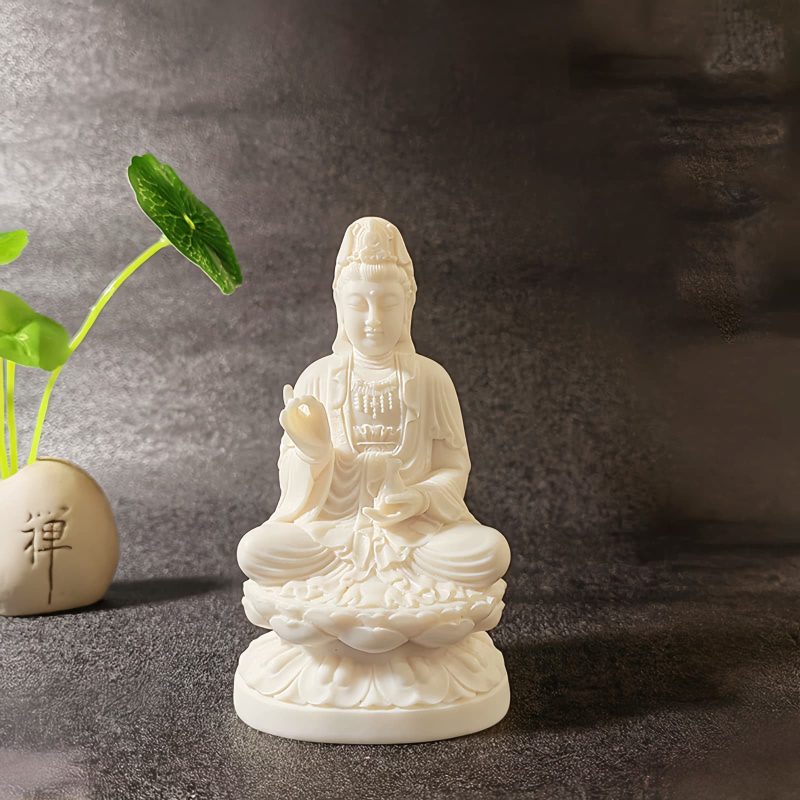 Mini Ivory Tathagata Buddha Decoration Mini Ivory Tathagata Buddha Decoration