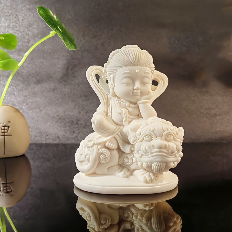 Mini Ivory Tathagata Buddha Decoration Mini Ivory Tathagata Buddha Decoration