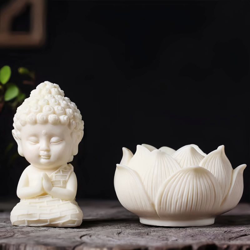 Mini Ivory Tathagata Buddha Decoration Mini Ivory Tathagata Buddha Decoration