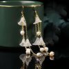 Pearl Flower Petal Luck Drop Earrings Pearl Flower Petal Luck Drop Earrings