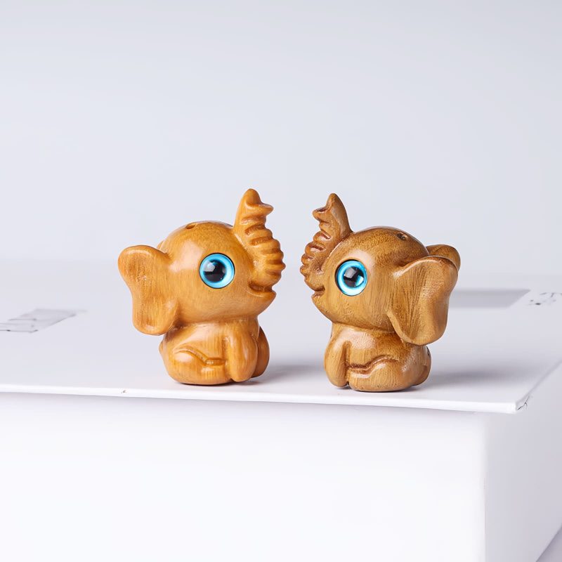Red Sandalwood Mini Elephant Decoration Red Sandalwood Mini Elephant Decoration