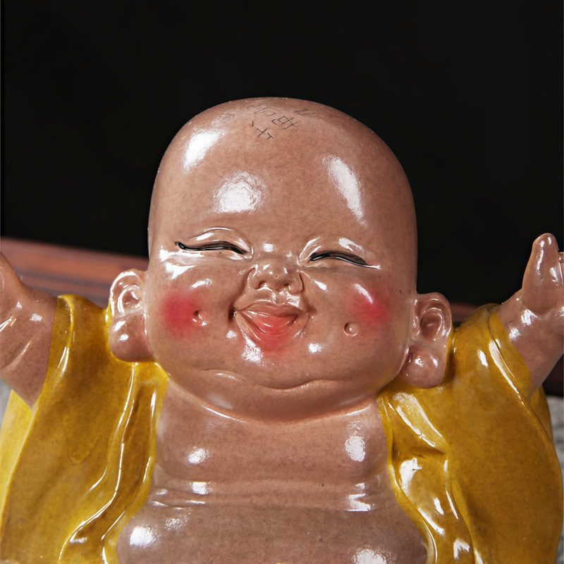 Resin Color Changing Laughing Buddha Figurine Resin Color Changing Laughing Buddha Figurine