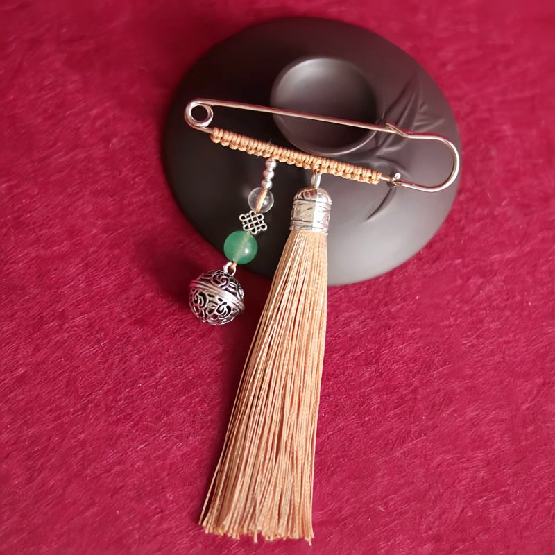 Retro Copper Bell Tassels Brooch Retro Copper Bell Tassels Brooch