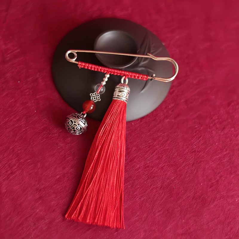 Retro Copper Bell Tassels Brooch Retro Copper Bell Tassels Brooch