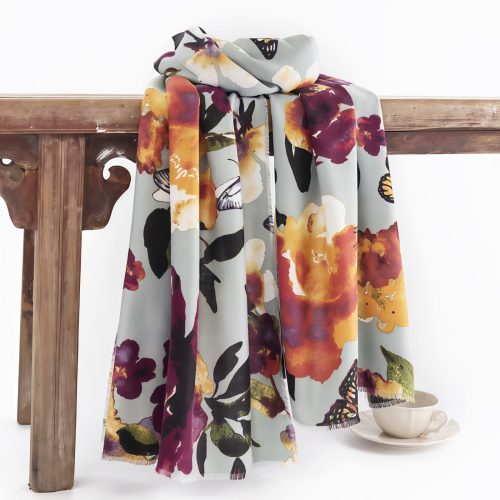 Xale Tibetano com Estampa de Borboletas e Flores