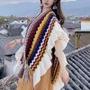 Chal Tibetano con Rayas Onduladas y Borlas Tibetan Wavy Striped Tassel Shawl
